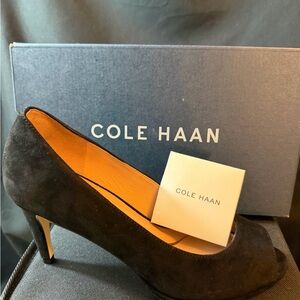 Cole Haan Drado Platform Pump in Black Suede BNIB. Size 38 (7.5).